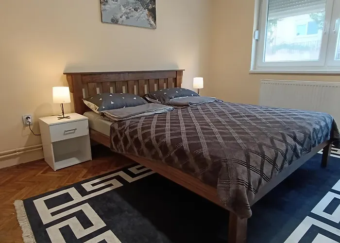 Entire House 80M2